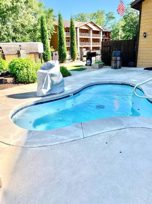 The Lake Fish-Amazing Views-Sleeps 24-Indoor-Outdoor Pools Branson Exteriér fotografie