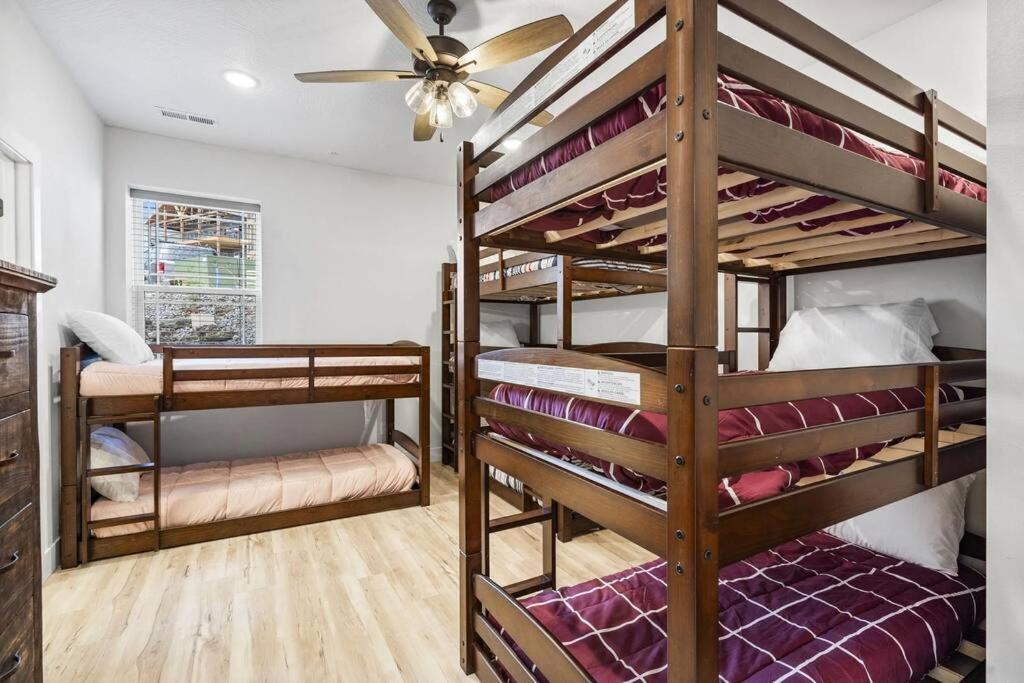 The Lake Fish-Amazing Views-Sleeps 24-Indoor-Outdoor Pools Branson Exteriér fotografie