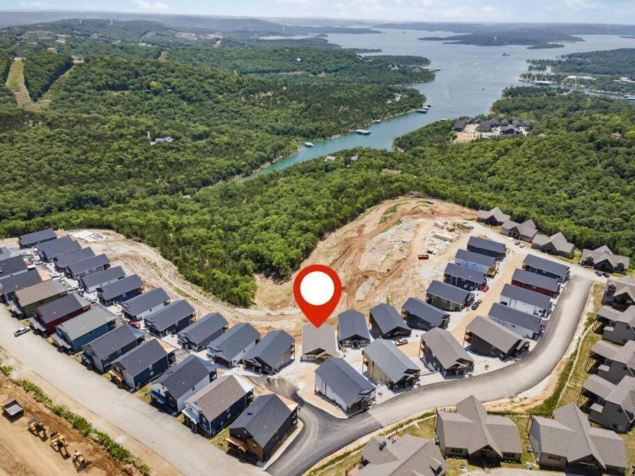 The Lake Fish-Amazing Views-Sleeps 24-Indoor-Outdoor Pools Branson Exteriér fotografie