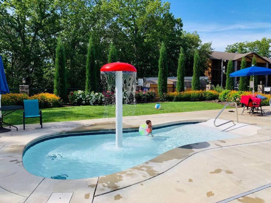 The Lake Fish-Amazing Views-Sleeps 24-Indoor-Outdoor Pools Branson Exteriér fotografie